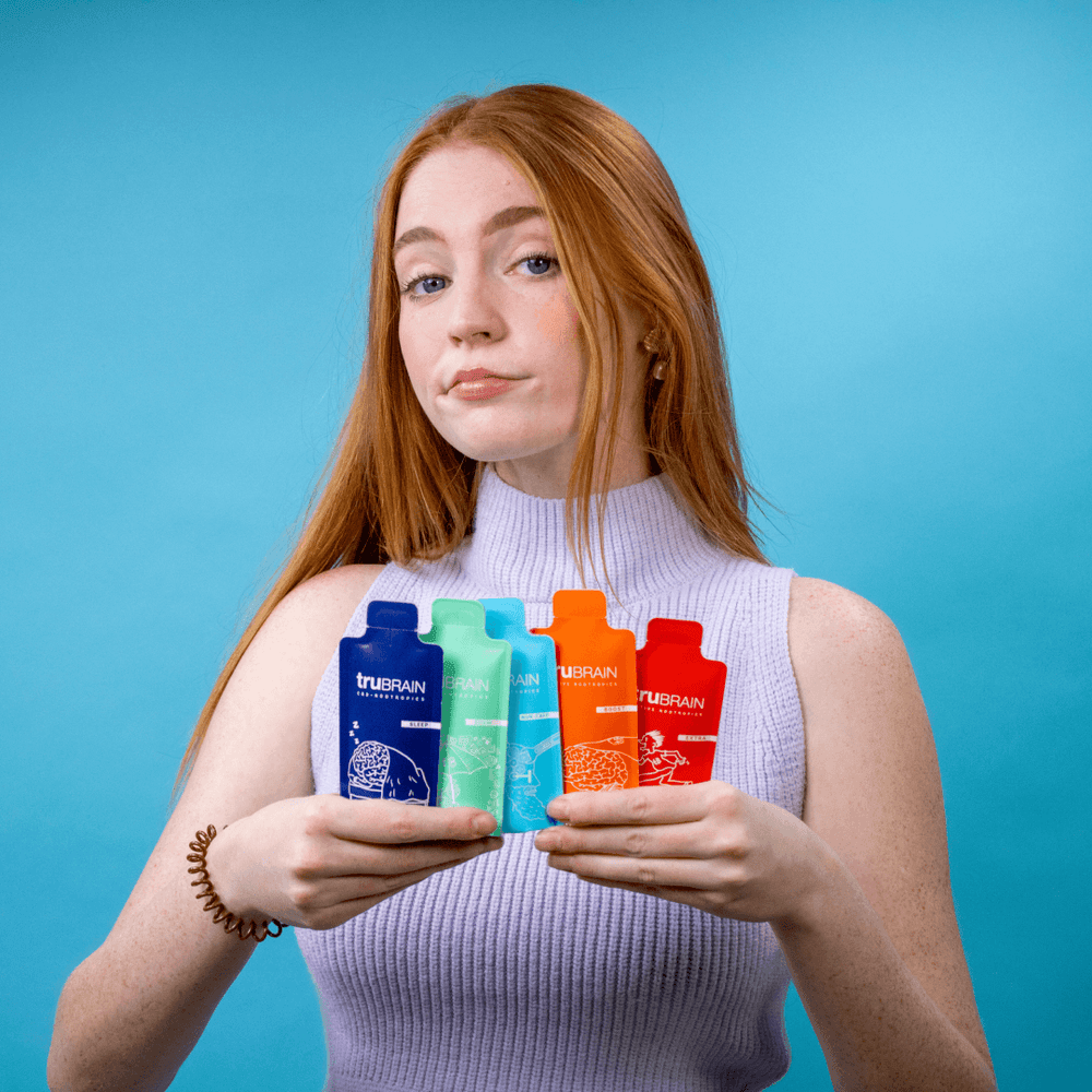 products/emily3041vp51080_tiny_ba17a7c8-61da-4fb1-bb30-eff40b91795e.png